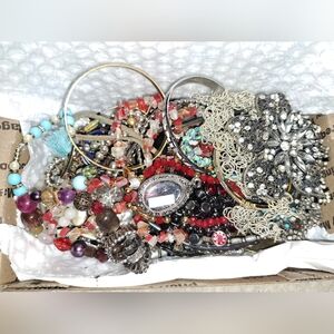 Small Craft And Wearable Box 4